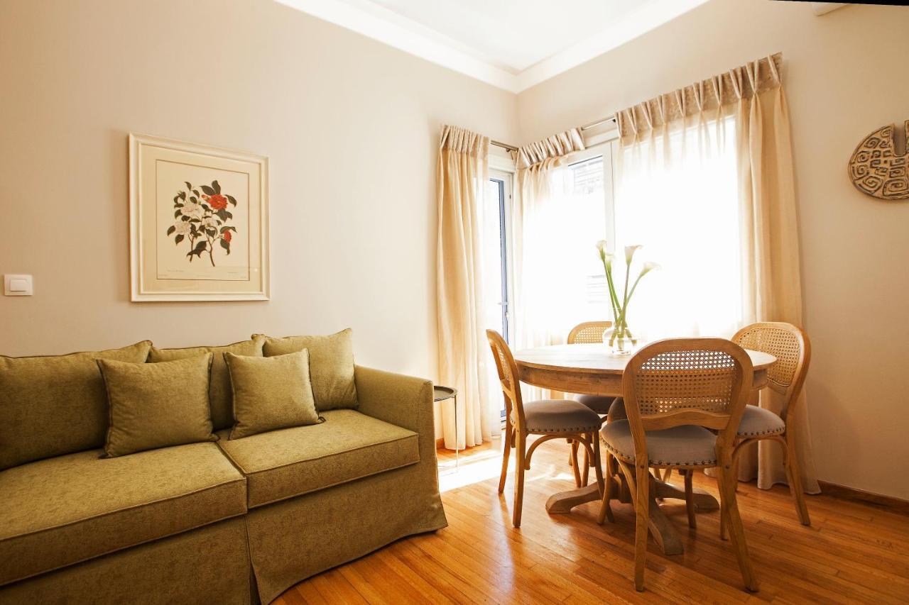 Bentzi Boutique Apartment 4 Athene Buitenkant foto