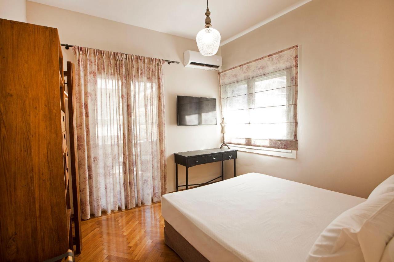 Bentzi Boutique Apartment 4 Athene Buitenkant foto